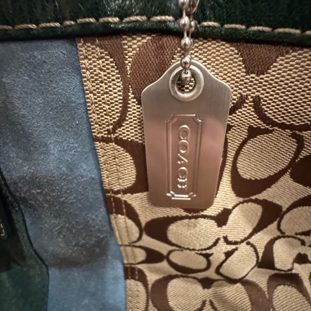 Coach - Hamptons Signature Stripe Satchel Green/Blue Suede - Nice Condition 2004 - Picture 4 of 11
